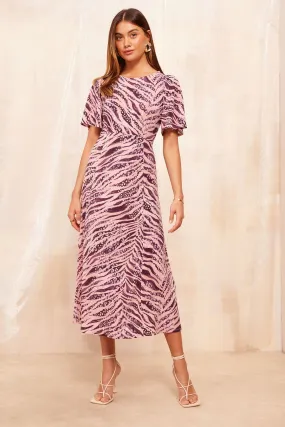 Friends Like These ITY Flutter Maniche corte  Midi Vestito    